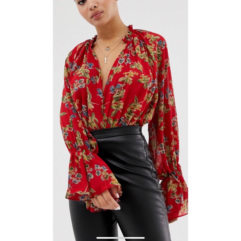 🌻SOLD🌻 ASOS Misguided Balloon Sleeve Bodysuit in Floral